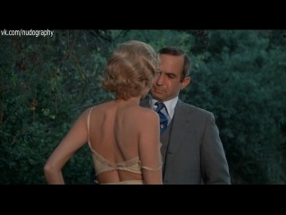 boobs susan blakely (susan blakely) in the film capone (capone, 1975, steve carver)